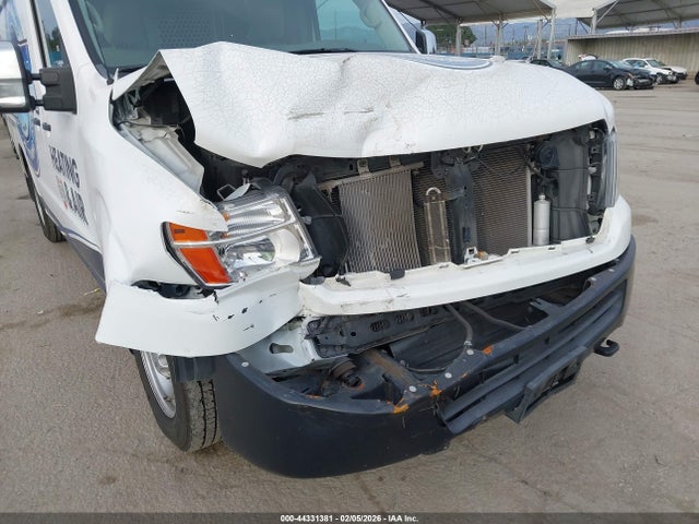 1N6AF0LY0JN807155 Nissan Nv Cargo Nv3500 Hd S V8