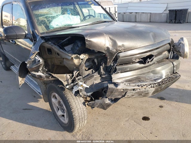 44331385 :رقم المزاد ، 5TBET38175S484645 vin ، 2005 Toyota Tundra Limited V8 مزاد بيع