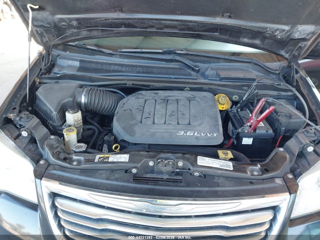 44331392 :رقم المزاد ، 2C4RC1BGXGR299866 vin ، 2016 Chrysler Town & Country Touring مزاد بيع