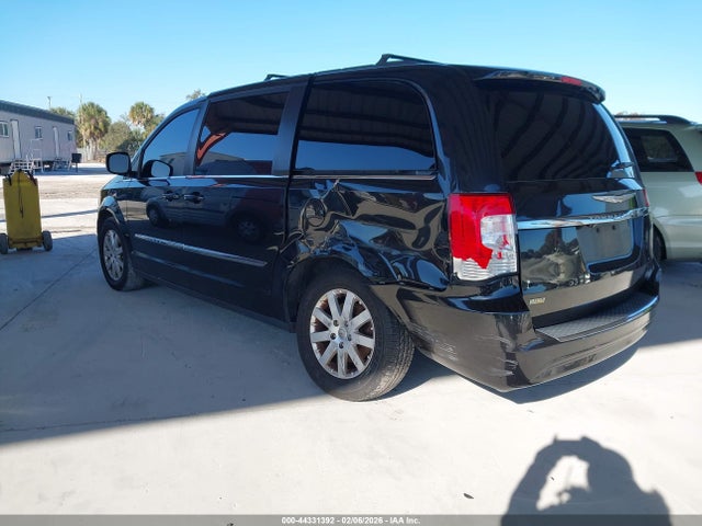 44331392 :رقم المزاد ، 2C4RC1BGXGR299866 vin ، 2016 Chrysler Town & Country Touring مزاد بيع