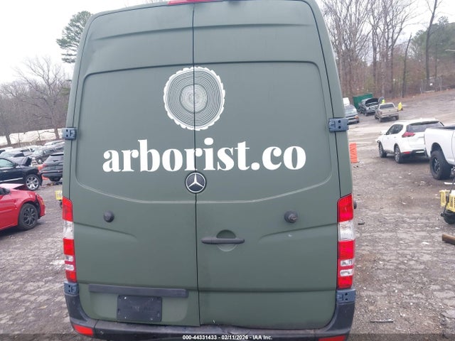 44331433 :رقم المزاد ، WD3PE7CD4JP625074 vin ، 2018 Mercedes-benz Sprinter 2500 Standard Roof V6 مزاد بيع