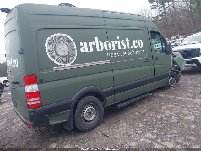44331433 :رقم المزاد ، WD3PE7CD4JP625074 vin ، 2018 Mercedes-benz Sprinter 2500 Standard Roof V6 مزاد بيع