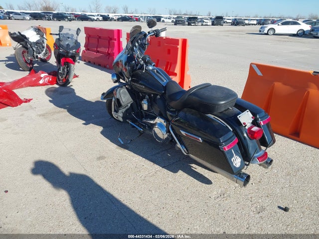 2015 HARLEY-DAVIDSON FLHTKL 1HD1KKL1XFB656412 Photo 2
