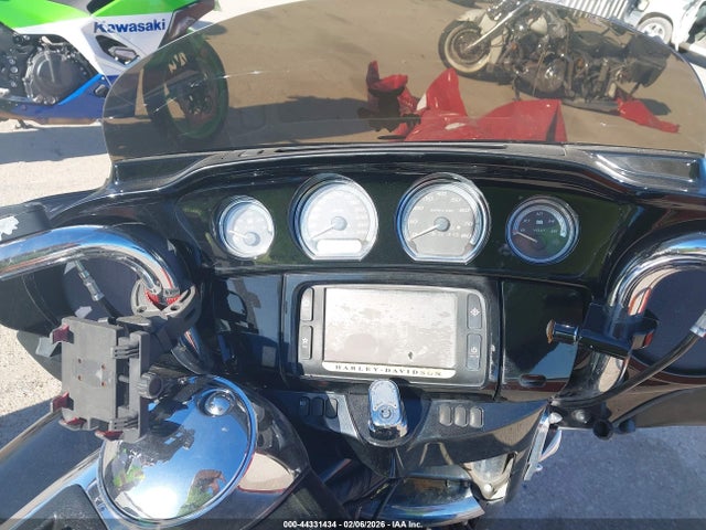 2015 HARLEY-DAVIDSON FLHTKL 1HD1KKL1XFB656412 Photo 6