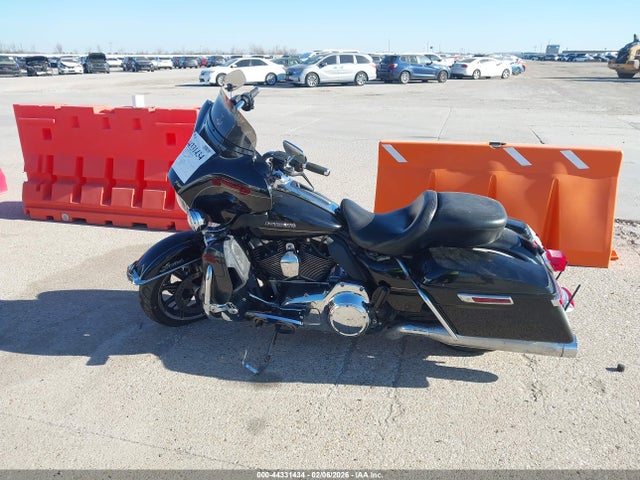 2015 HARLEY-DAVIDSON FLHTKL 1HD1KKL1XFB656412 Photo 8