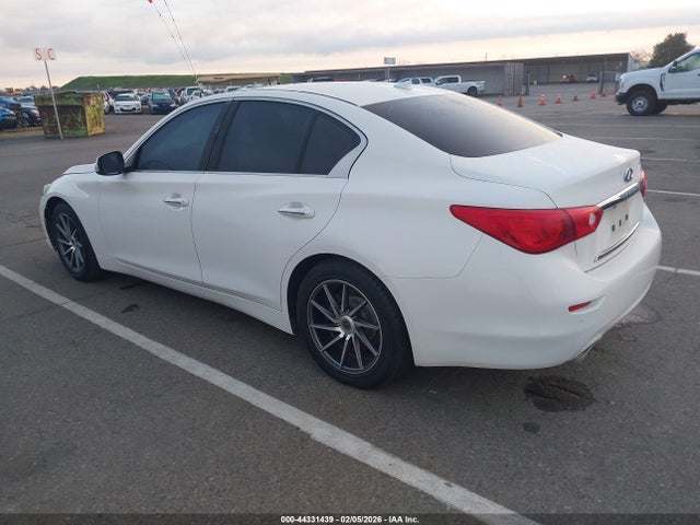 Infiniti Q50 Premium 2015 JN1BV7AP6FM344094 Image 3