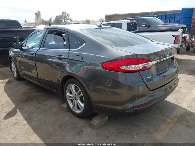 2018 FORD FUSION HYBRID 3FA6P0LU3JR110357 Photo 2