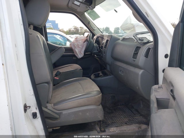 1N6BF0KMXGN814237 Nissan Nv Cargo Nv1500 Sv V6