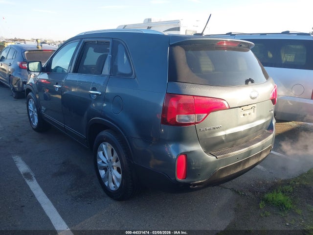 5XYKUDA79EG493047 KIA Sorento Ex V6