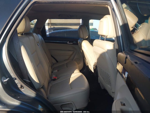 5XYKUDA79EG493047 KIA Sorento Ex V6