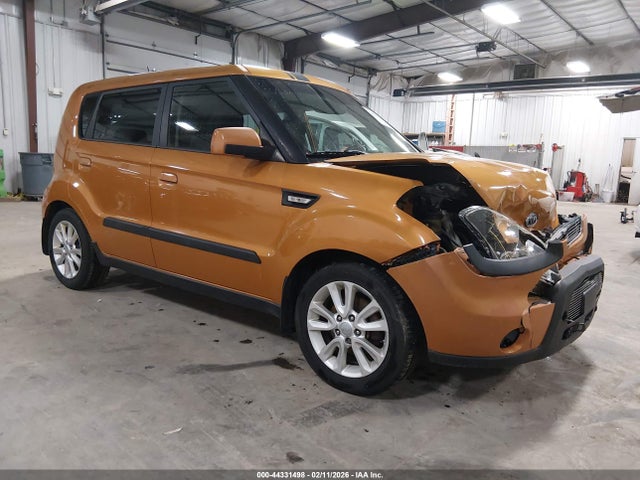2010 KIA SOUL KNDJT2A22A7103159 Photo 0