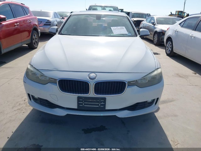 44331499 :رقم المزاد ، WBA3C1C55CF431448 vin ، 2012 Bmw 328i مزاد بيع