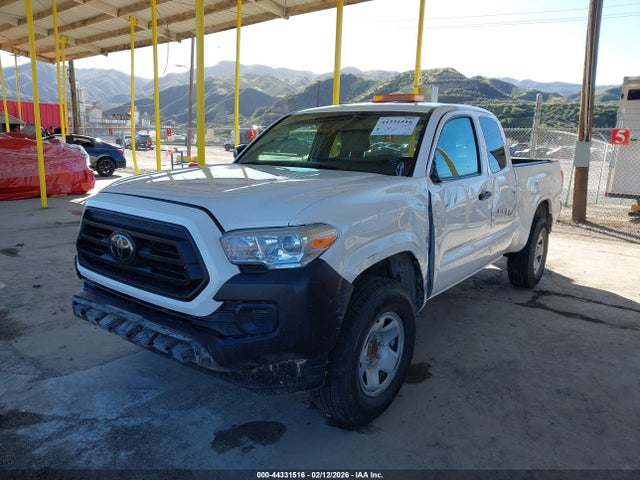 Toyota Tacoma Sr 2022 3TYRX5GN3NT054967 Image 2