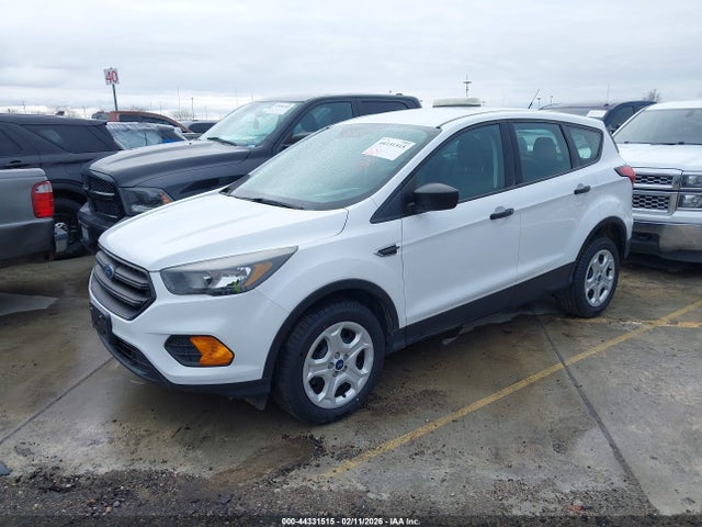 Ford ESCAPE S 2019 1FMCU0F76KUB05896 Image 2