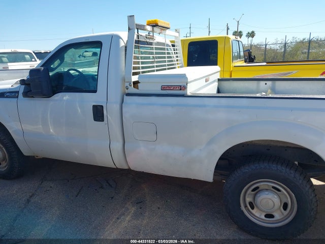 Ford F-250 Xl 2015 1FTBF2A63FED17644 Image 16