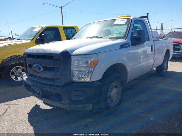 Ford F-250 Xl 2015 1FTBF2A63FED17644 Image 2