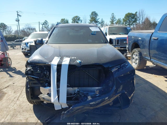 5UX23EM0XT9024585 BMW X7 Xdrive40i
