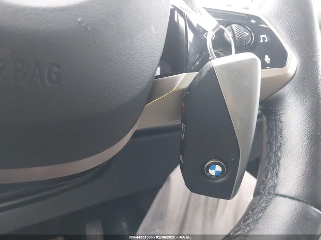 2022 BMW IX WB523CF08NCJ78412 Photo 10