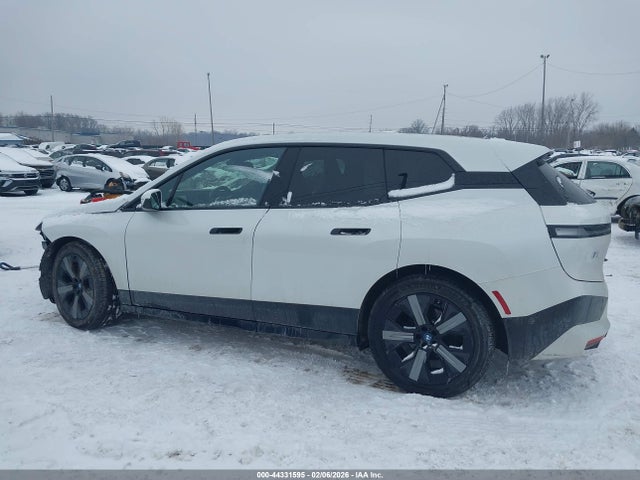 WB523CF08NCJ78412 BMW Ix Xdrive50