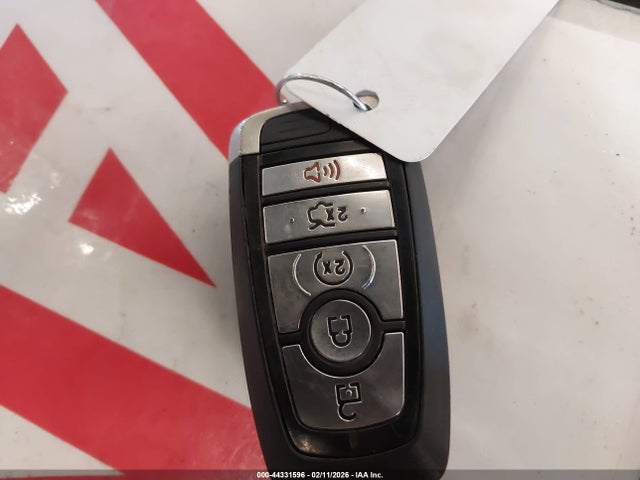 Ford Fusion Hybrid Titanium 2019 3FA6P0RU9KR252527 Image 11