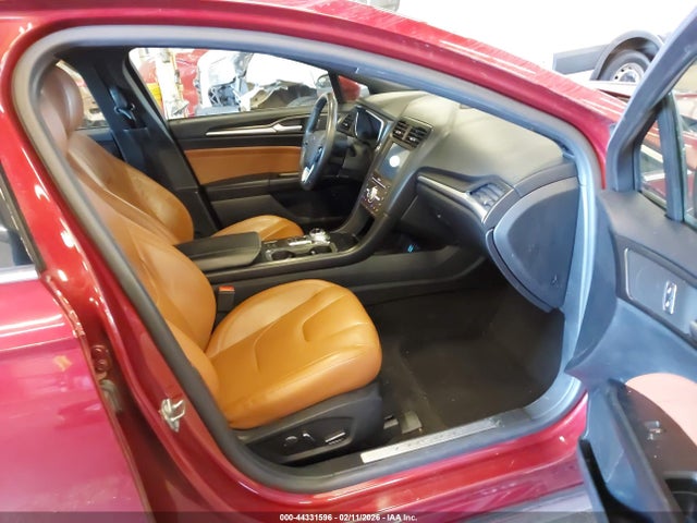 Ford Fusion Hybrid Titanium 2019 3FA6P0RU9KR252527 Image 5