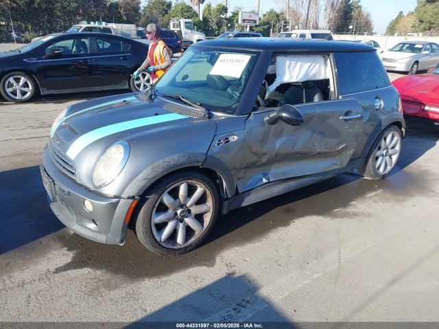 2005 MINI COOPER S WMWRE335X5TL13593 Photo 1