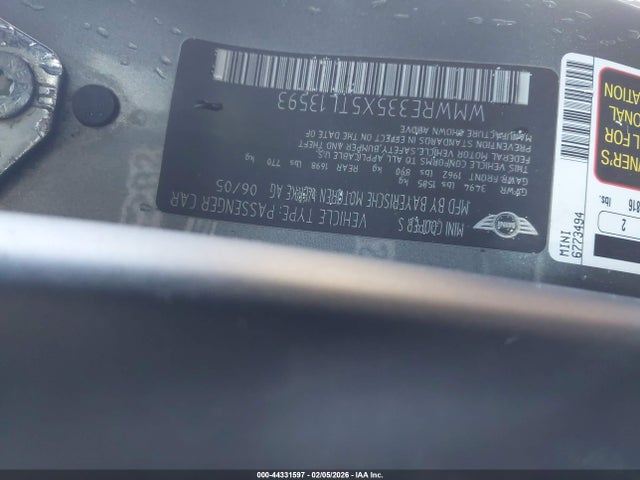 2005 MINI COOPER S WMWRE335X5TL13593 Photo 8