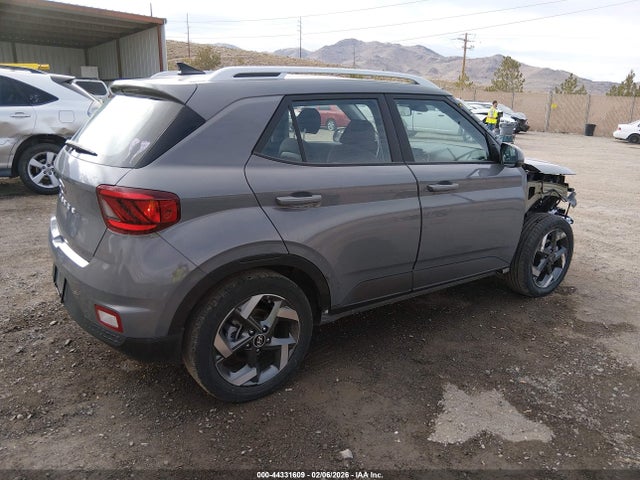 Hyundai Venue Sel 2022 KMHRC8A33NU206141 Image 4