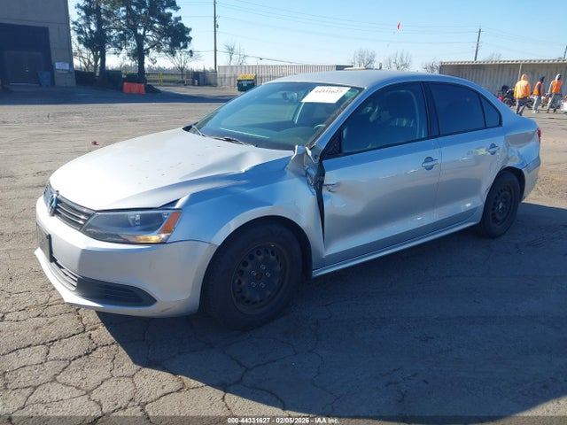 3VW2K7AJ7EM257354 Volkswagen Jetta 2.0l S