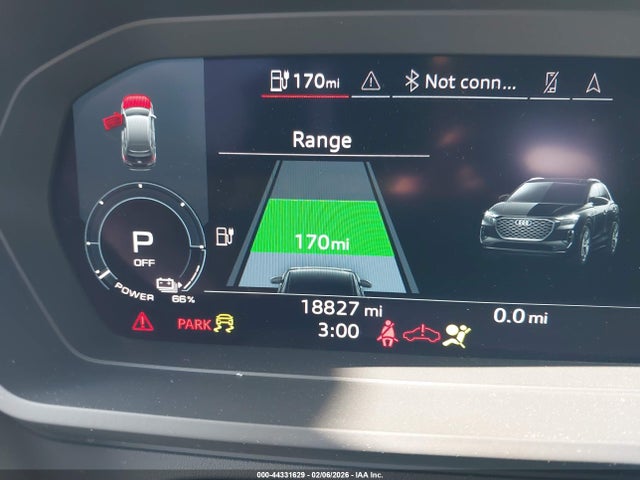 44331629 :رقم المزاد ، WA1BCBFZ2PP012003 vin ، 2023 Audi Q4 E-tron Premium Plus 40 Rwd مزاد بيع
