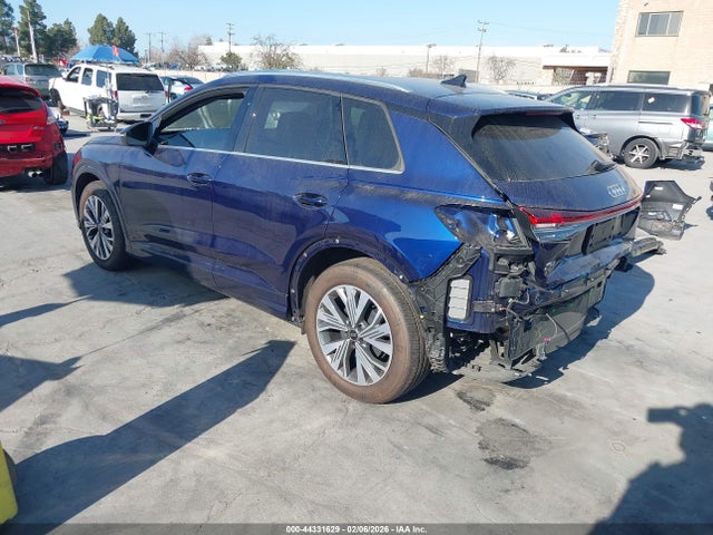 2023 AUDI Q4 E-TRON WA1BCBFZ2PP012003 Photo 2