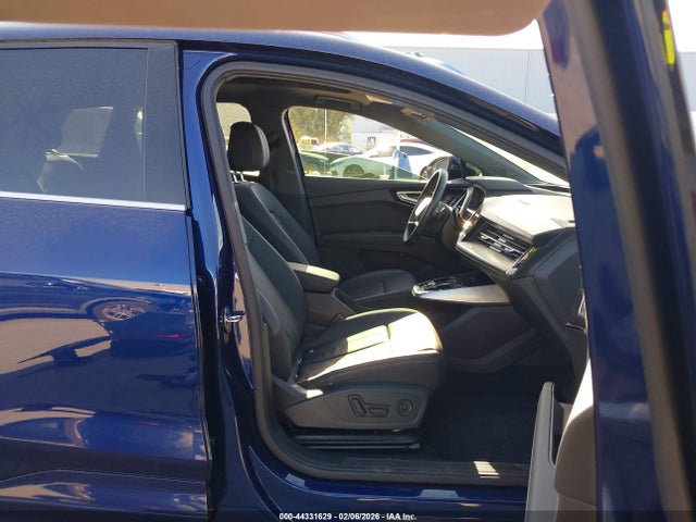 2023 AUDI Q4 E-TRON WA1BCBFZ2PP012003 Photo 4