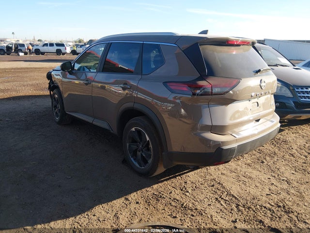 5N1BT3BA8RC729149 Nissan Rogue Sv Fwd