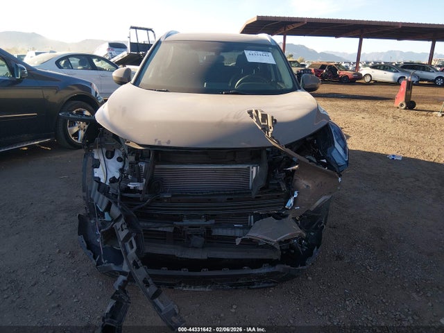 5N1BT3BA8RC729149 Nissan Rogue Sv Fwd