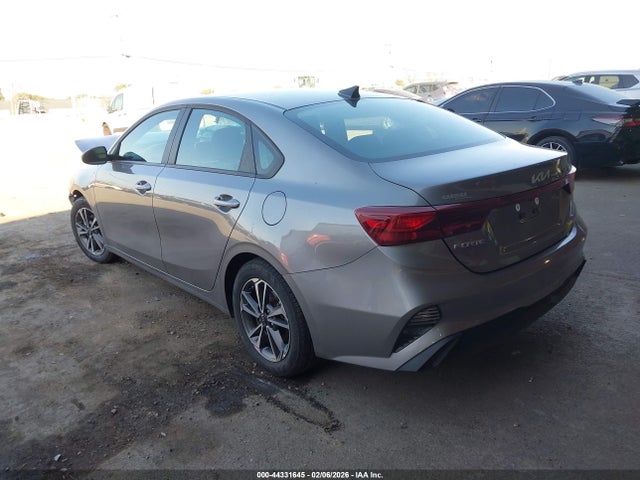 3KPF24AD1RE752338 KIA Forte Lxs
