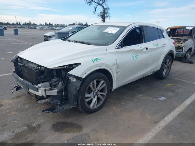 SJKCH5CP2HA039090 Infiniti QX30
