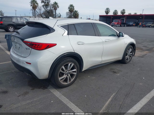 SJKCH5CP2HA039090 Infiniti QX30