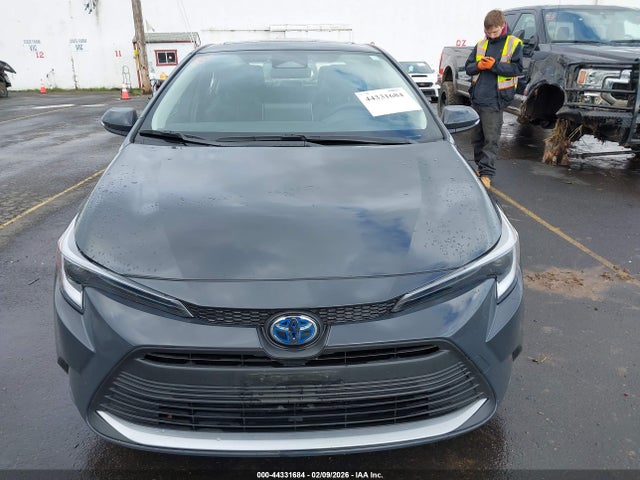 Toyota Corolla Hybrid Xle 2025 JTDBCMFEXS3088647 Image 12