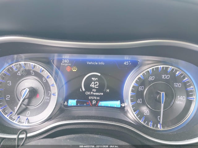 Chrysler 300 Limited Awd 2017 2C3CCARG0HH622104 Image 7