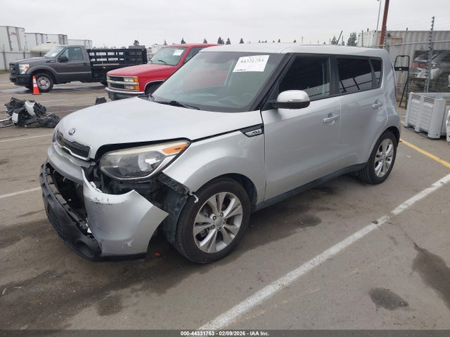 KIA SOUL + 2014 KNDJP3A56E7726679 Image 2