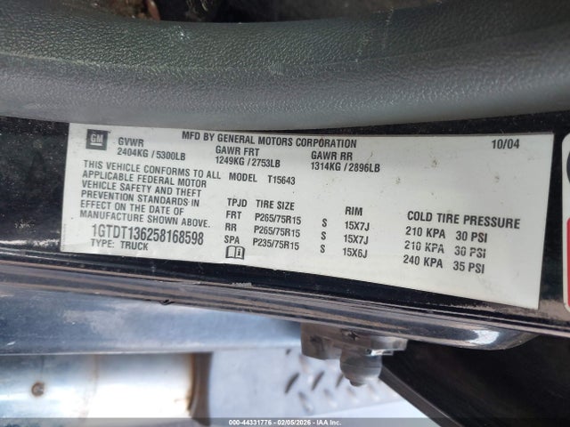 44331776 :رقم المزاد ، 1GTDT136258168598 vin ، 2005 Gmc Canyon Sle مزاد بيع