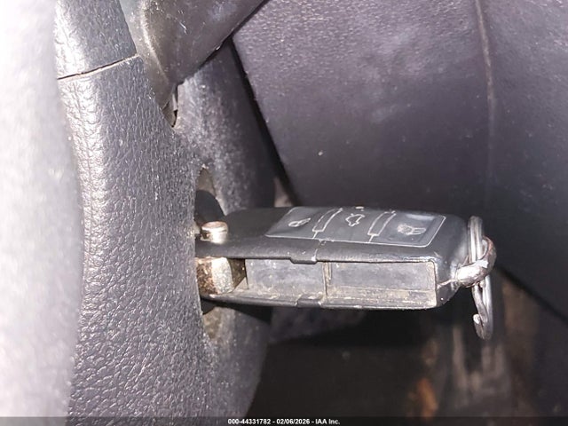 44331782 :رقم المزاد ، 3VWDX7AJ6BM320806 vin ، 2011 Volkswagen Jetta 2.5l Se مزاد بيع