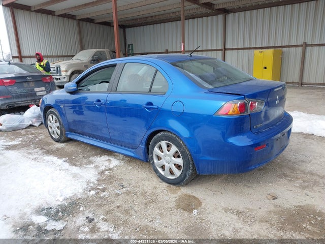 2015 MITSUBISHI LANCER JA32U2FU7FU013976 Photo 2