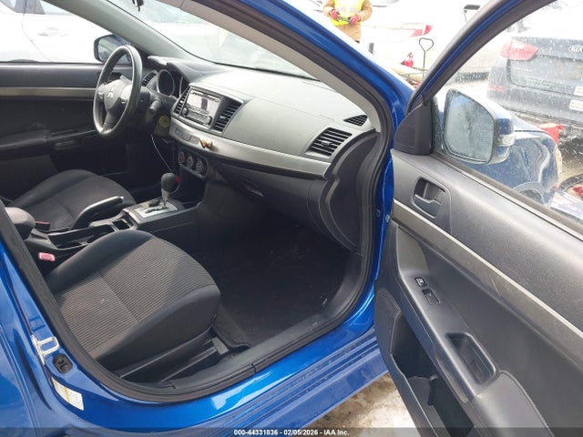 2015 MITSUBISHI LANCER JA32U2FU7FU013976 Photo 4