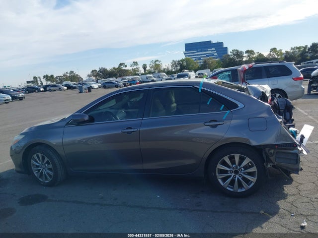 Toyota CAMRY XLE 2015 4T4BF1FK8FR461830 Image 14