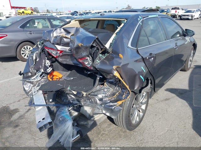 Toyota CAMRY XLE 2015 4T4BF1FK8FR461830 Image 17