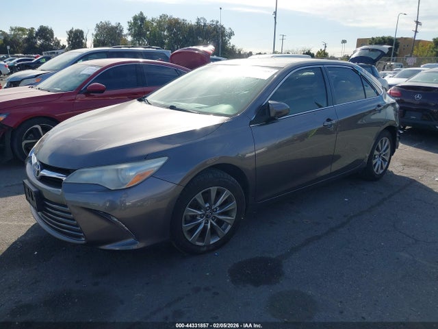 Toyota CAMRY XLE 2015 4T4BF1FK8FR461830 Image 2