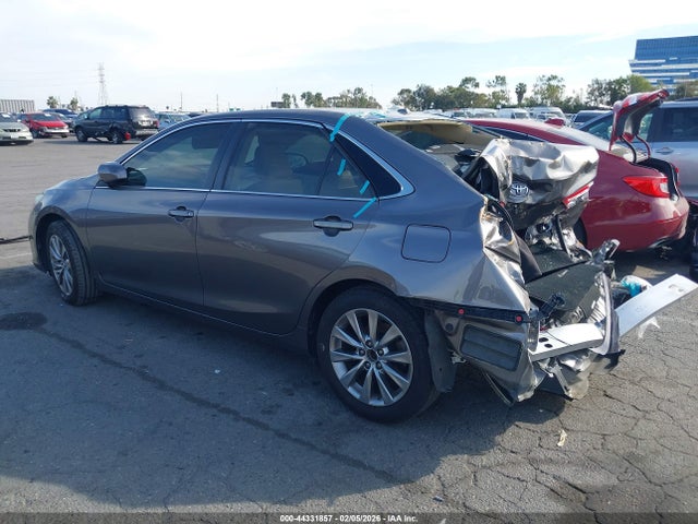 Toyota CAMRY XLE 2015 4T4BF1FK8FR461830 Image 3