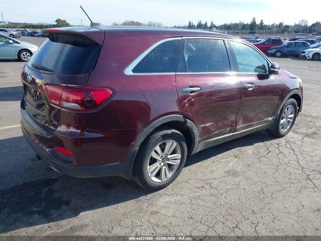 5XYPGDA55KG507419 KIA Sorento 3.3l Lx