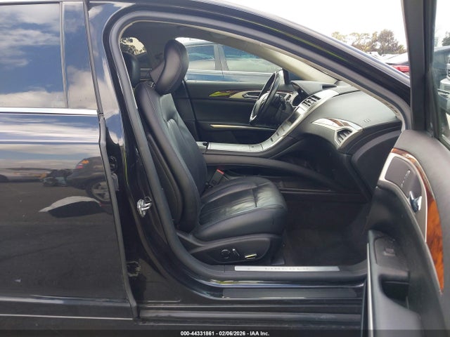 3LN6L2GK3FR619572 Lincoln MKZ